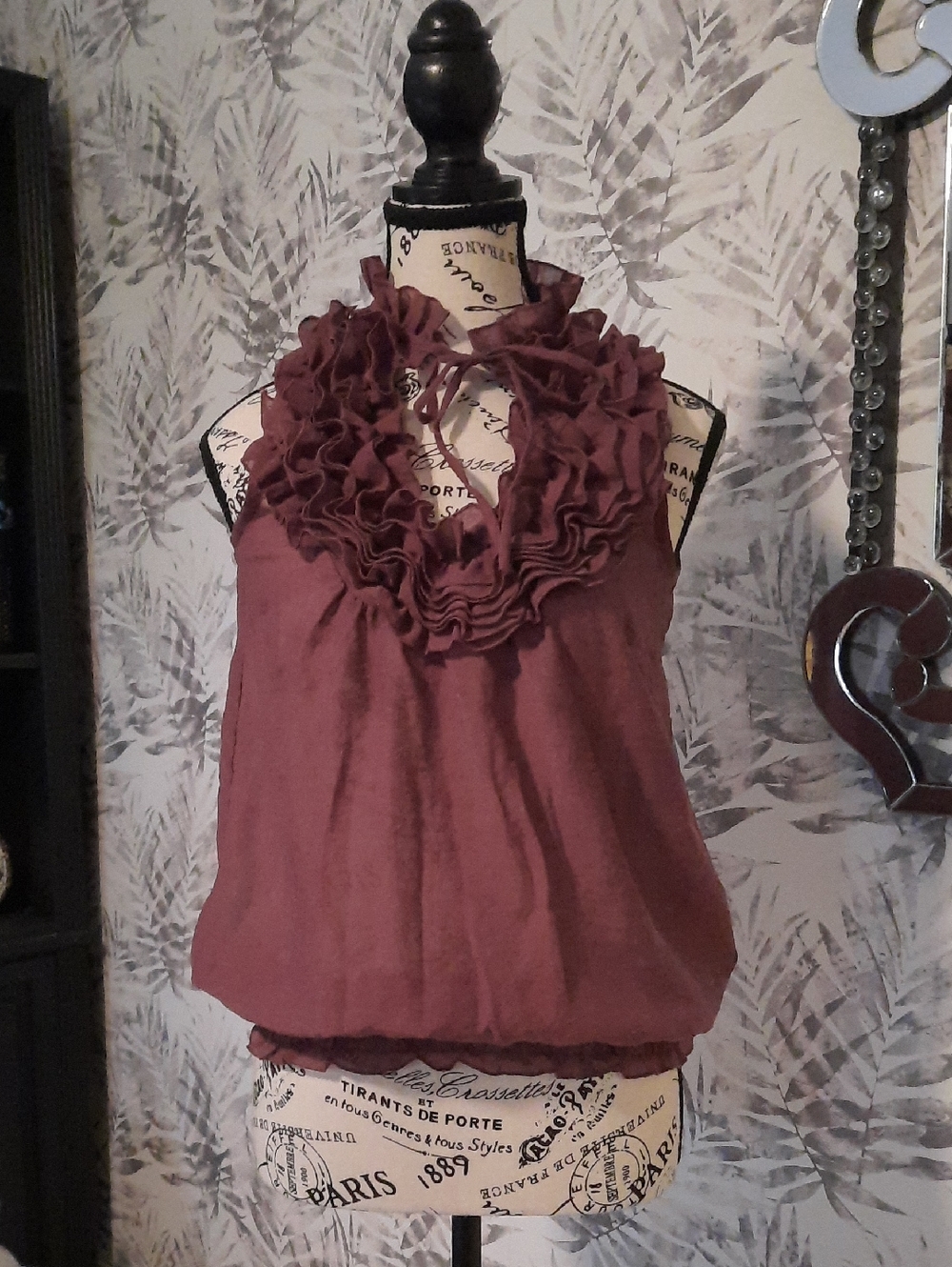 RW&CO. Brown Ruffled Halter Blouse